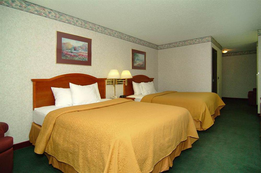 Quality Inn Burlington Near Hwy 34 Δωμάτιο φωτογραφία