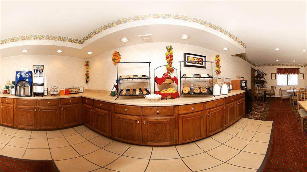 Quality Inn Burlington Near Hwy 34 Εξωτερικό φωτογραφία